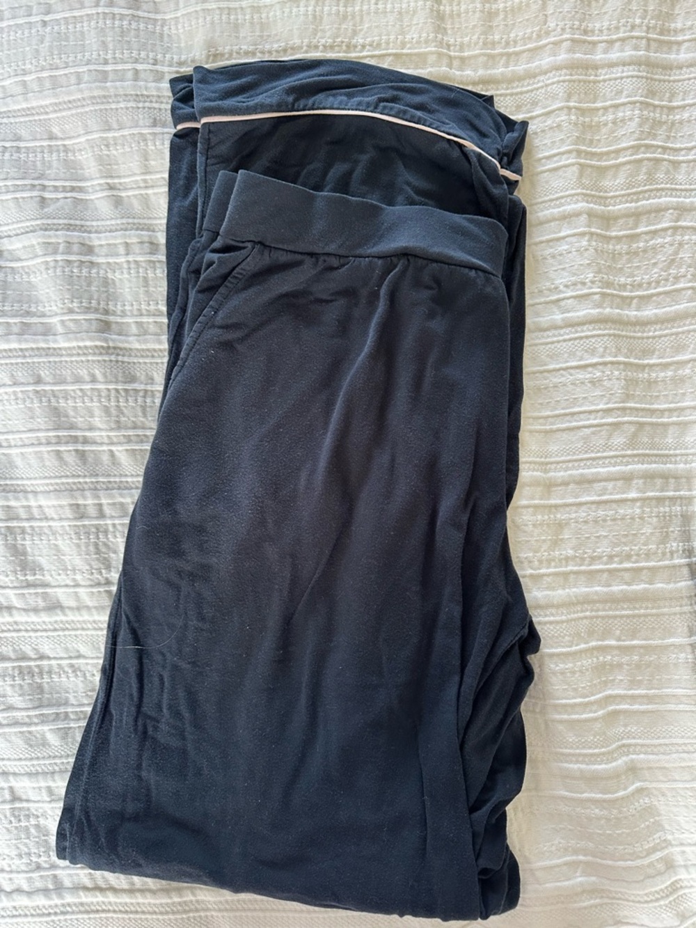 Women’s Magnetic Classic with a Twist PJ Set Size Small - Picture 4 of 4